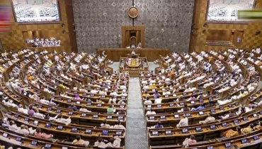 വനിത സംവരണ ബില്ല് ലോക്സഭ പാസാക്കി, ബില്ലിനെ എതിര്‍ത്തത് രണ്ടുപേര്‍ മാത്രം; 2024ല്‍ നടപ്പാക്കില്ലെന്ന് അമിത്ഷാ