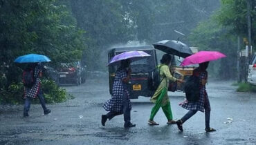 കേരളത്തിൽ ഇന്ന് അതിതീവ്ര മഴ സാധ്യത, വിവിധ ജില്ലകളിൽ റെഡ് അലർട്ട്! 6 ജില്ലകളിൽ അവധി