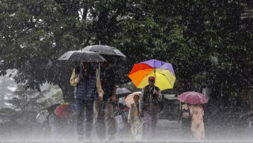 സംസ്ഥാനത്ത് 21 വരെ ഇടിമിന്നലോടു കൂടിയ മഴ; 3 ജില്ലകളില്‍ ഇന്ന് ഓറഞ്ച് അലേര്‍ട്ട്