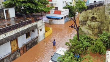 ഫെയ്ഞ്ചല്‍ ചുഴലിക്കാറ്റ് : തമിഴ്‌നാട്ടിലും പുതുച്ചേരിയിലുമായി മരണം 21 ലേക്ക്, അതീവ ജാഗ്രത തുടരുന്നു